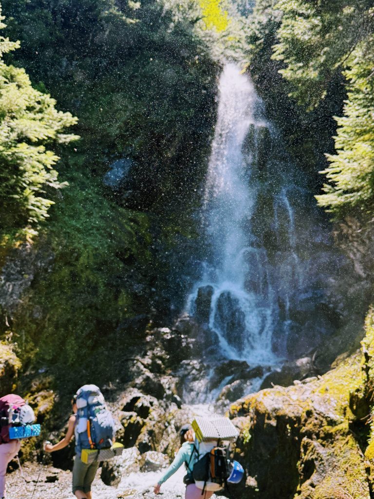 Mt_Baker_Mountaineering_Course_Hike