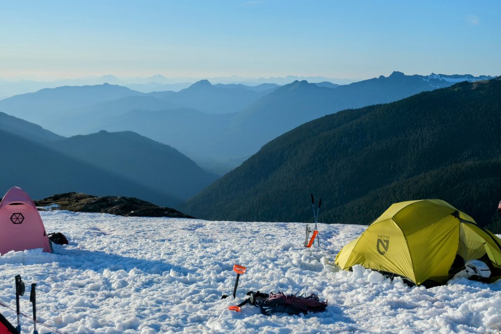 Mt_Baker_Mountaineering_Course_tent_2
